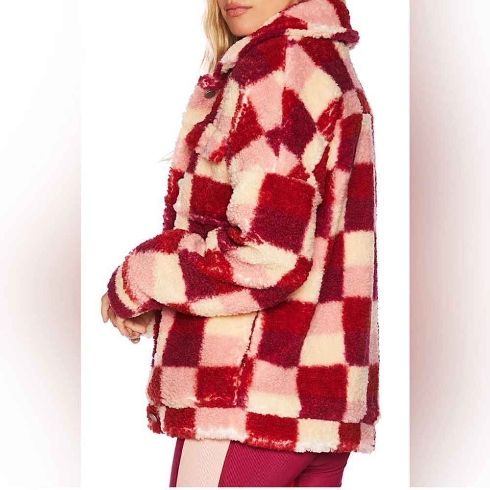 NWT Beach Riot Laurie Jacket Pink Berry Sangria Check Sherpa Button Up Sz M - Picture 2 of 11